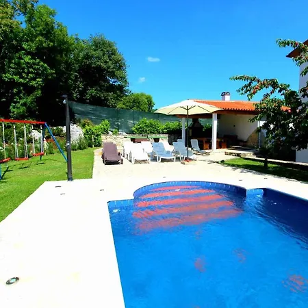 House And In Labin 8758