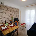 別荘 House And In 8758 ラビン