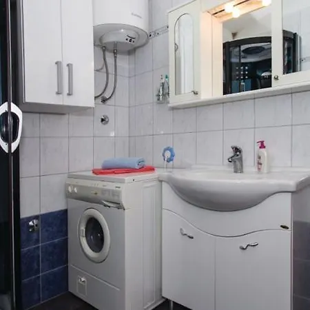 בית נופש House And In 8758
