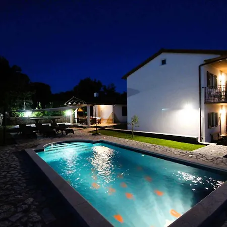 House And Apartments In Labin 8758 Ferienhaus Labin (Istria)